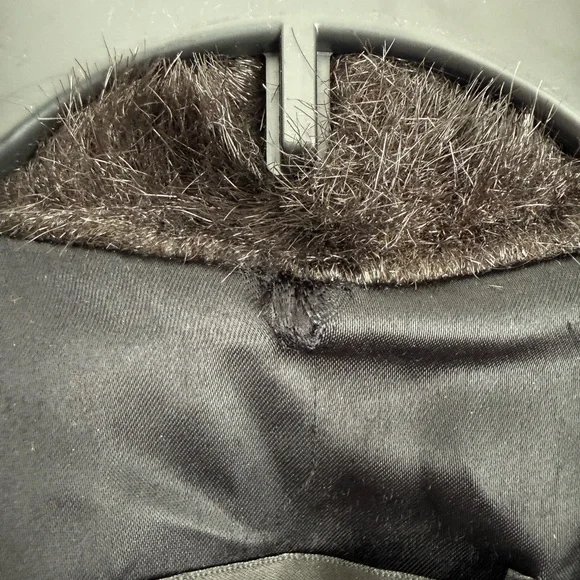 Vintage Faux fur black luxurious Jacket size medium - Picture 11 of 11
